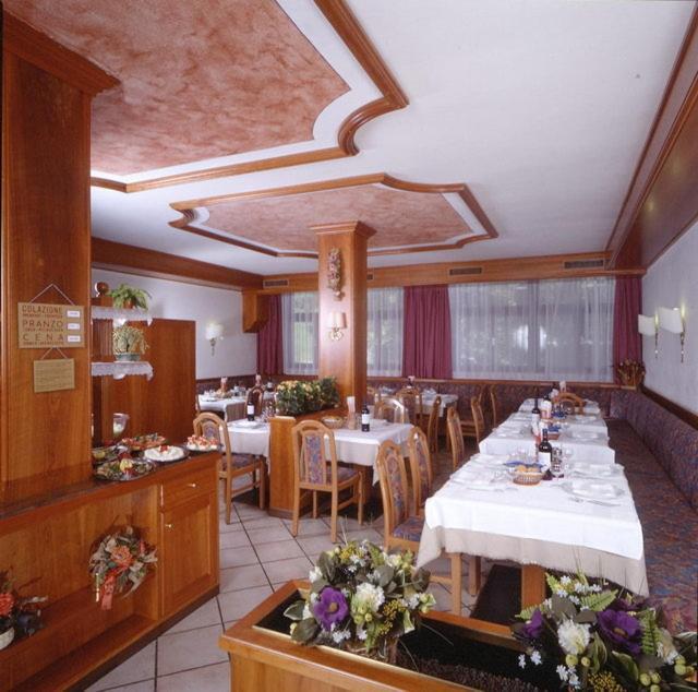 Hotel Miramonti Vigo di Fassa Exteriör bild