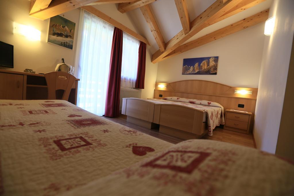 Hotel Miramonti Vigo di Fassa Exteriör bild